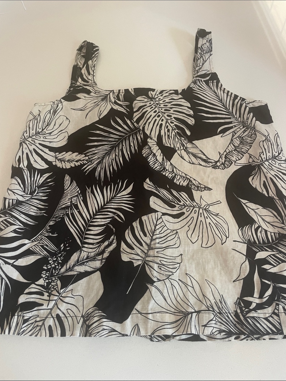 Christian Siriano 100% Linen Black and White Tropical Leaf Print Tank Top Small - Picture 7 of 7